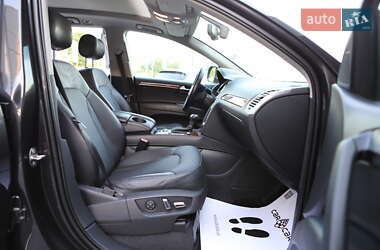 Внедорожник / Кроссовер Audi Q7 2014 в 