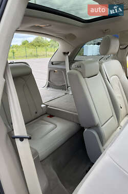 Внедорожник / Кроссовер Audi Q7 2010 в 