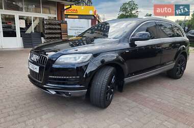 Позашляховик / Кросовер Audi Q7 2011 в 