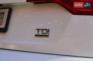 Позашляховик / Кросовер Audi Q7 2011 в 