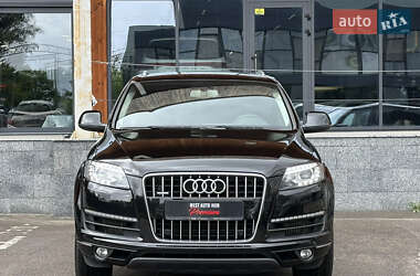 Внедорожник / Кроссовер Audi Q7 2014 в 