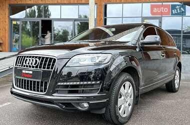 Внедорожник / Кроссовер Audi Q7 2014 в 