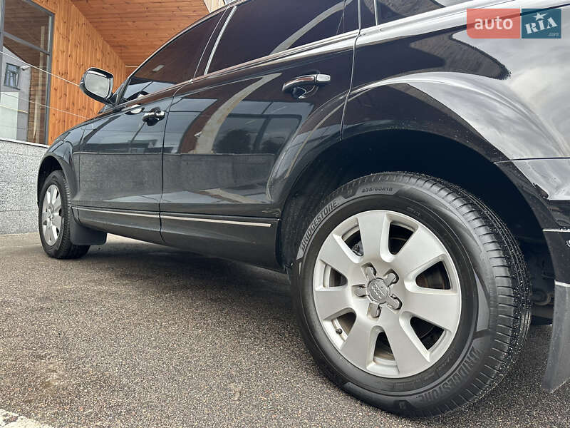 Внедорожник / Кроссовер Audi Q7 2014 в Киеве