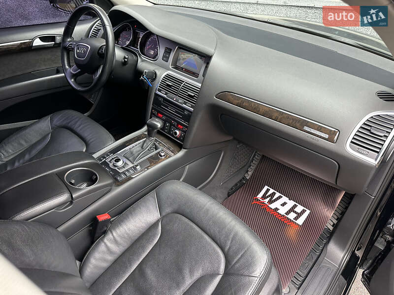 Внедорожник / Кроссовер Audi Q7 2014 в Киеве