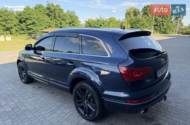 Внедорожник / Кроссовер Audi Q7 2012 в 
