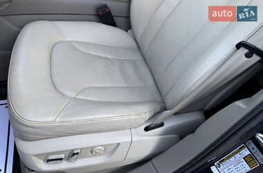 Внедорожник / Кроссовер Audi Q7 2012 в 