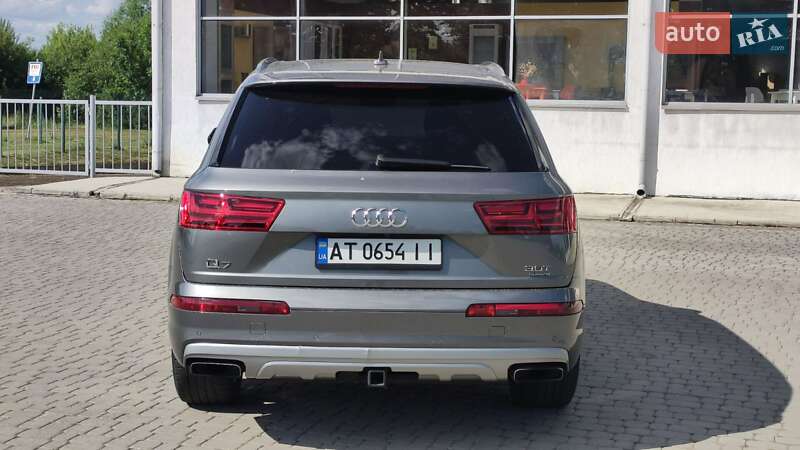 Внедорожник / Кроссовер Audi Q7 2016 в Ивано-Франковске