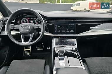 Внедорожник / Кроссовер Audi Q7 2021 в 
