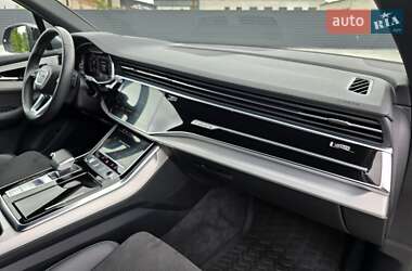 Внедорожник / Кроссовер Audi Q7 2021 в 
