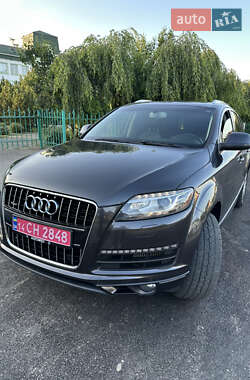 Внедорожник / Кроссовер Audi Q7 2013 в 