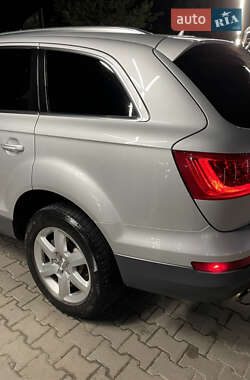 Позашляховик / Кросовер Audi Q7 2014 в 