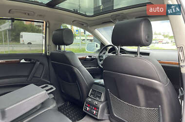 Позашляховик / Кросовер Audi Q7 2013 в 