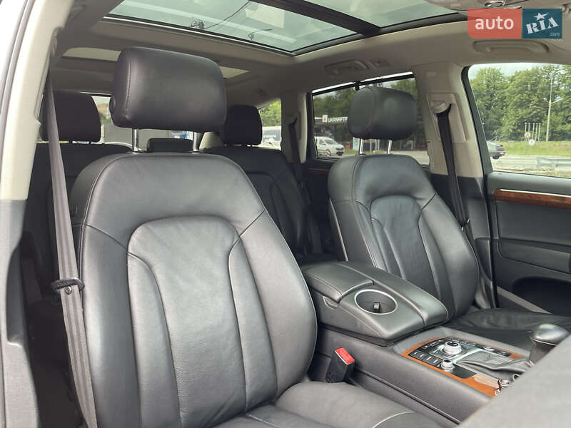 Внедорожник / Кроссовер Audi Q7 2013 в Полтаве