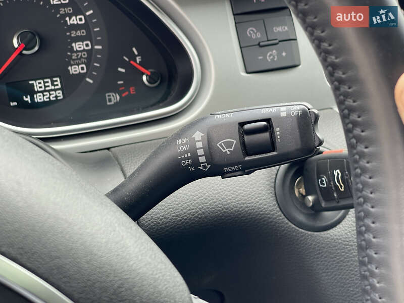 Внедорожник / Кроссовер Audi Q7 2013 в Полтаве