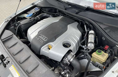 Позашляховик / Кросовер Audi Q7 2013 в 