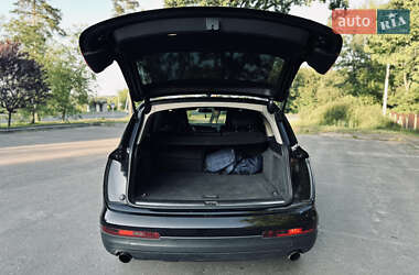 Внедорожник / Кроссовер Audi Q7 2009 в 