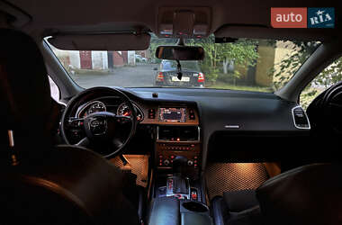 Внедорожник / Кроссовер Audi Q7 2009 в 