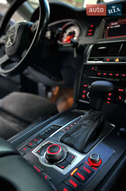 Внедорожник / Кроссовер Audi Q7 2009 в 
