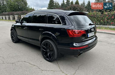 Позашляховик / Кросовер Audi Q7 2012 в 