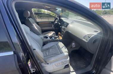 Позашляховик / Кросовер Audi Q7 2006 в 