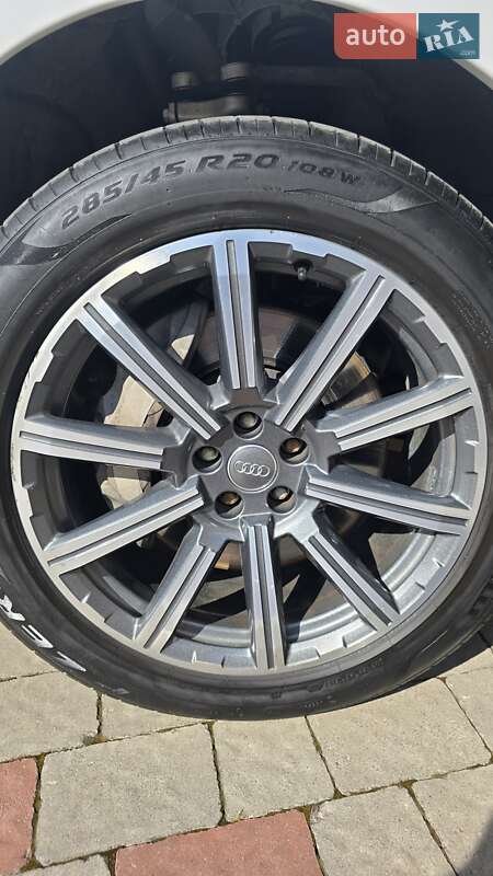 Внедорожник / Кроссовер Audi Q7 2016 в Ивано-Франковске