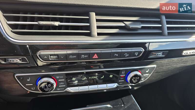 Внедорожник / Кроссовер Audi Q7 2016 в Ивано-Франковске