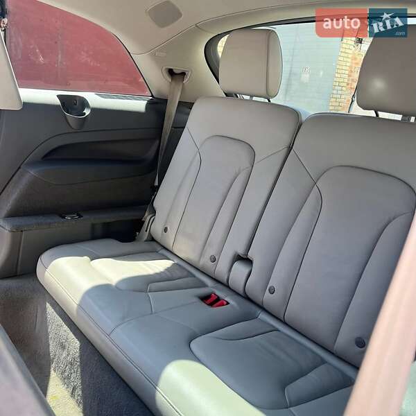 Внедорожник / Кроссовер Audi Q7 2013 в Львове