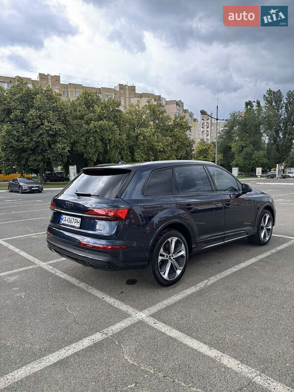 Позашляховик / Кросовер Audi Q7 2023 в Києві
