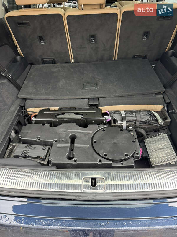 Позашляховик / Кросовер Audi Q7 2023 в Києві