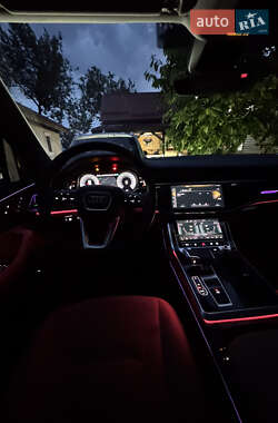 Внедорожник / Кроссовер Audi Q7 2023 в 