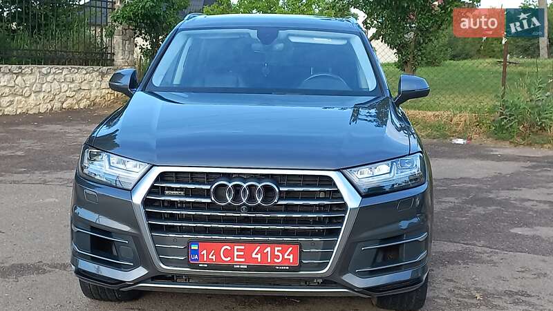 Внедорожник / Кроссовер Audi Q7 2018 в Збараже