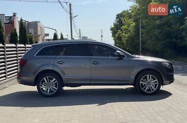 Внедорожник / Кроссовер Audi Q7 2011 в 