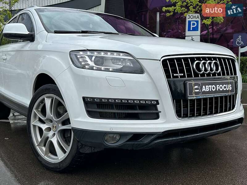 Внедорожник / Кроссовер Audi Q7 2013 в Киеве