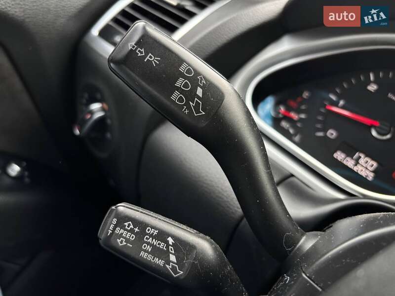 Внедорожник / Кроссовер Audi Q7 2013 в Киеве