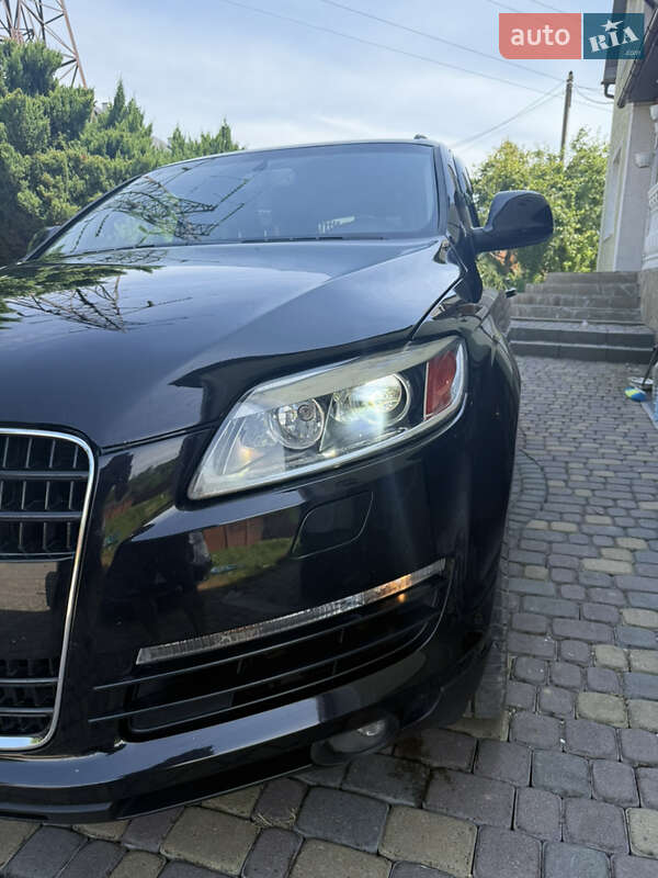 Внедорожник / Кроссовер Audi Q7 2006 в Львове