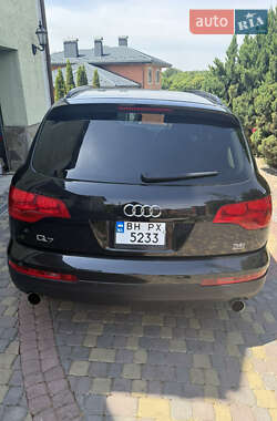 Позашляховик / Кросовер Audi Q7 2006 в 