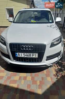 Позашляховик / Кросовер Audi Q7 2015 в 