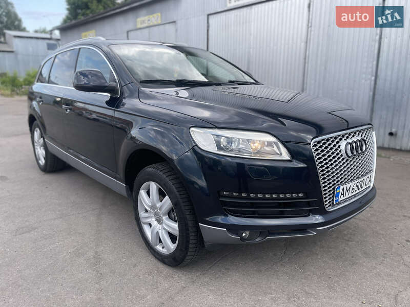 Внедорожник / Кроссовер Audi Q7 2006 в Виннице