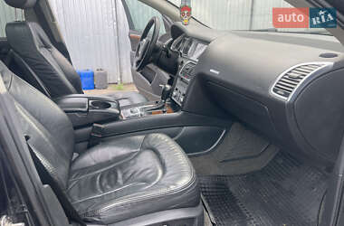 Позашляховик / Кросовер Audi Q7 2006 в 