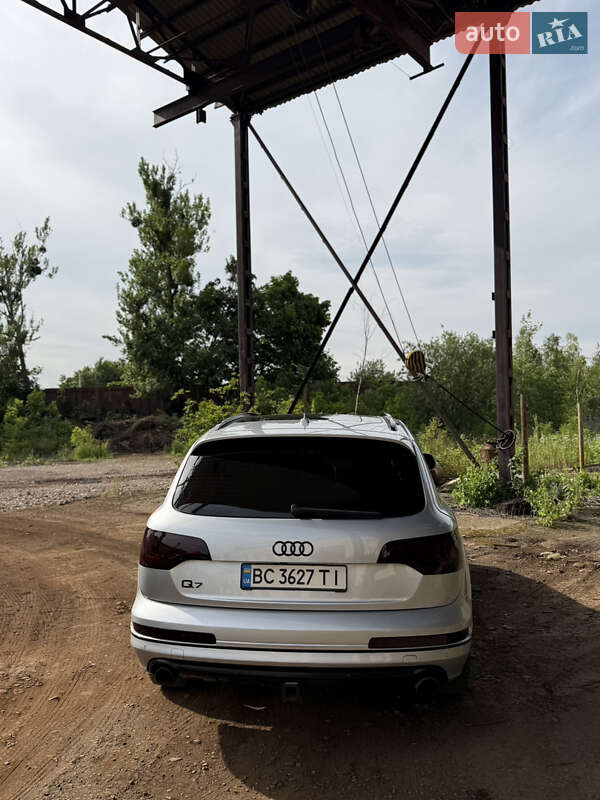 Внедорожник / Кроссовер Audi Q7 2014 в Львове