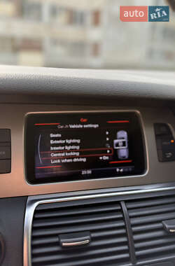 Позашляховик / Кросовер Audi Q7 2014 в 