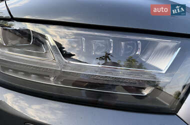 Внедорожник / Кроссовер Audi Q7 2018 в 