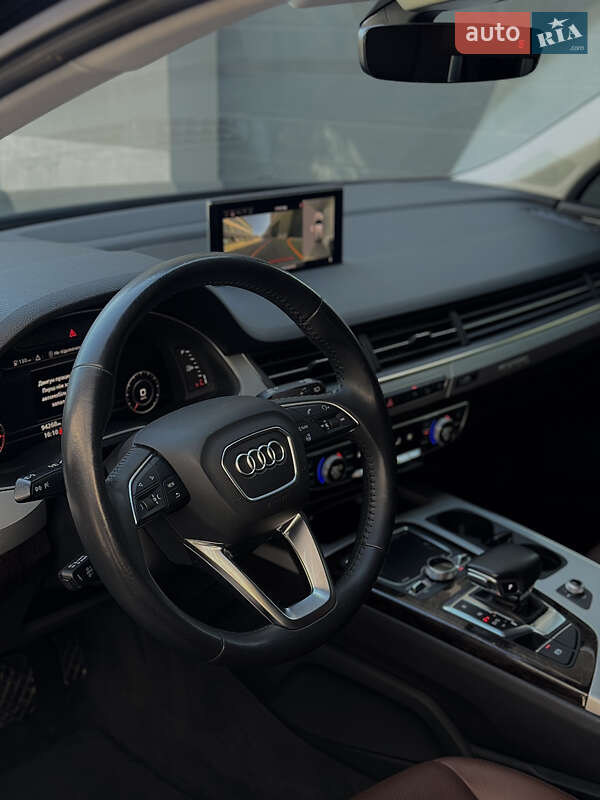 Внедорожник / Кроссовер Audi Q7 2019 в Ивано-Франковске