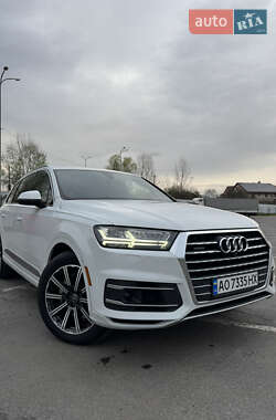 Позашляховик / Кросовер Audi Q7 2017 в Ужгороді
