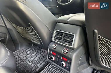 Позашляховик / Кросовер Audi Q7 2015 в 