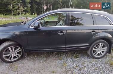 Позашляховик / Кросовер Audi Q7 2011 в 
