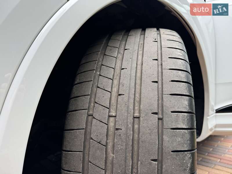 Внедорожник / Кроссовер Audi Q7 2020 в Киеве