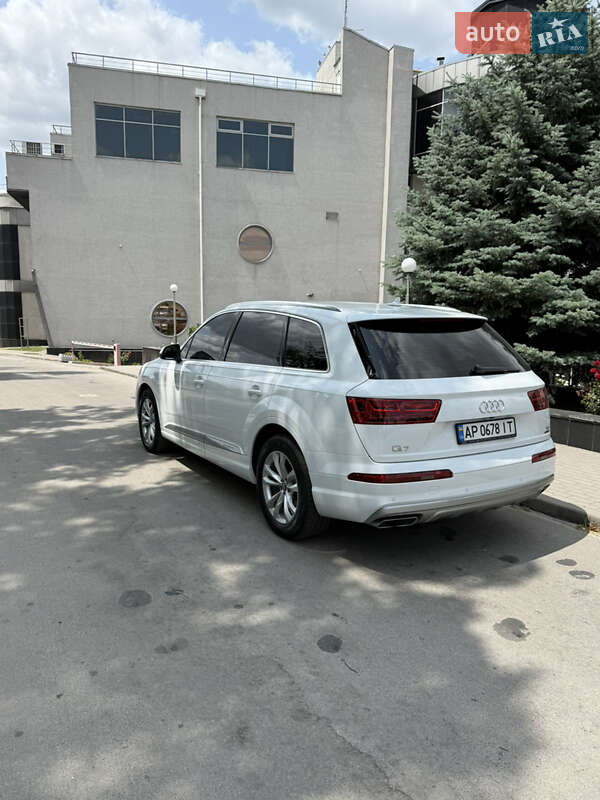 Внедорожник / Кроссовер Audi Q7 2016 в Запорожье