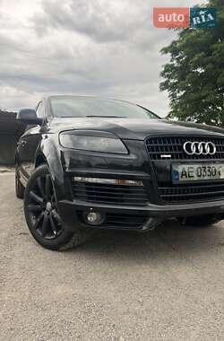 Позашляховик / Кросовер Audi Q7 2007 в Синельниковому