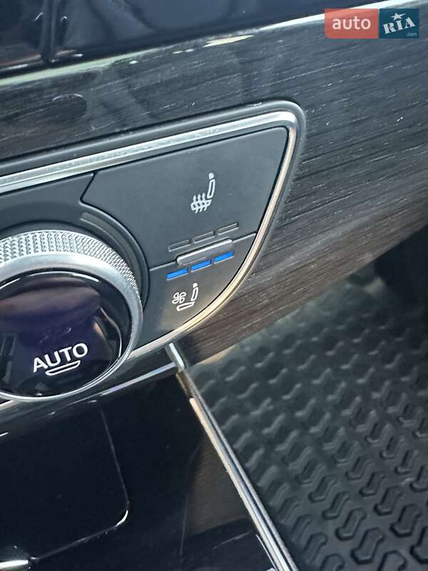 Внедорожник / Кроссовер Audi Q7 2017 в Львове